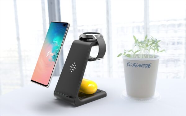3 In 1 Fast Charging Station Wireless Charger - Image 4